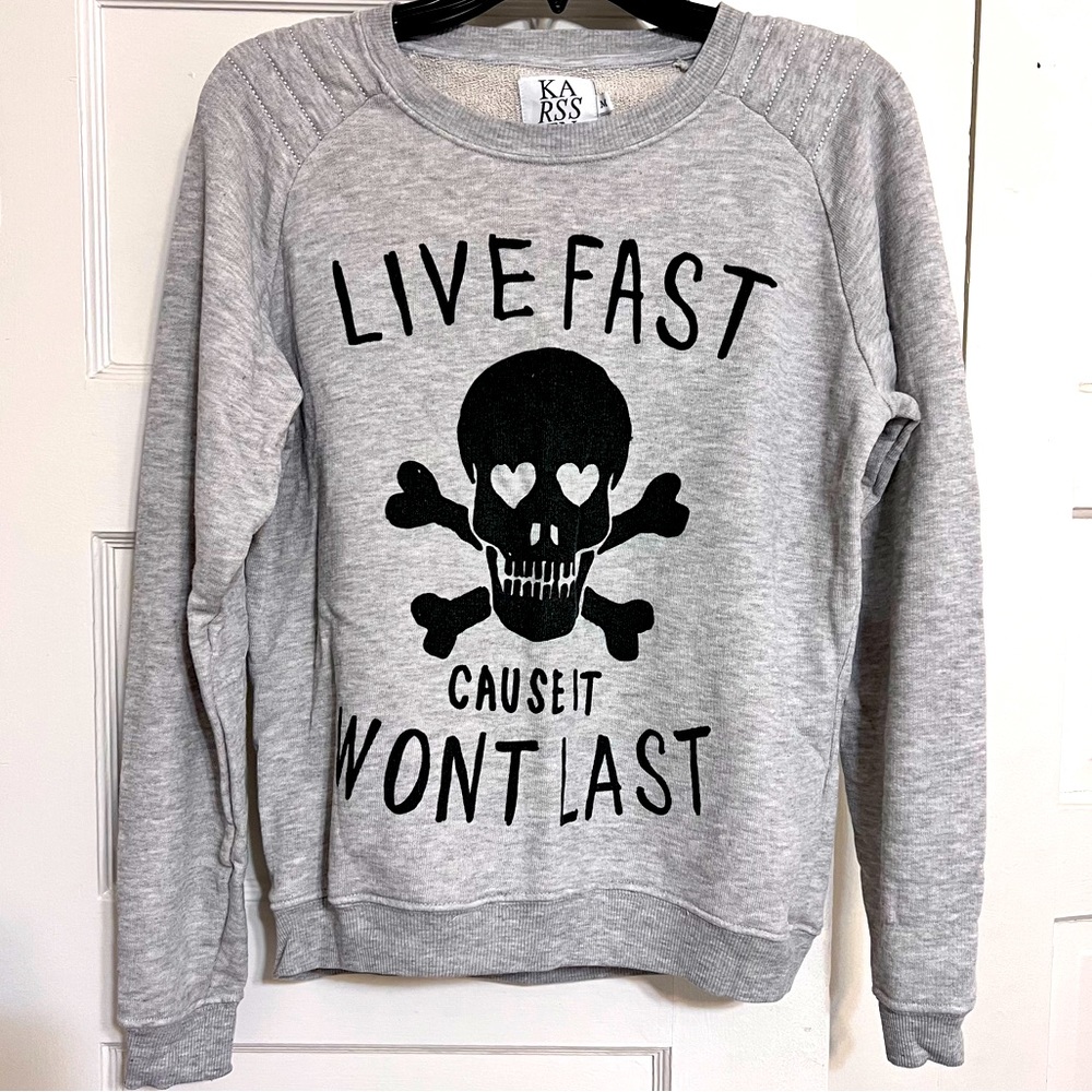 RARE Zoe Karssen Vintage “Live Fast…” footer/sweater, M Grey